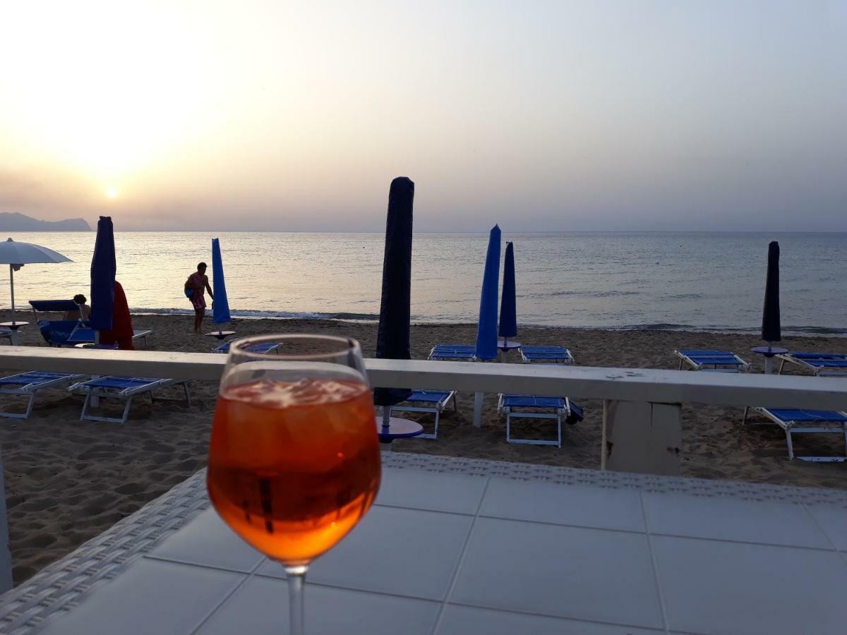 Sapori Di Mare Apartment Trappeto  Luaran gambar